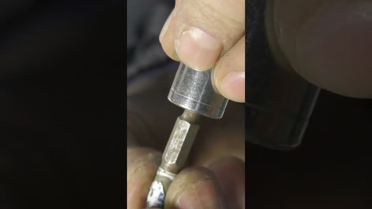 Не выкидывай старые биты для шуруповерта, полезная идея для хозяйства смотреть онлайн