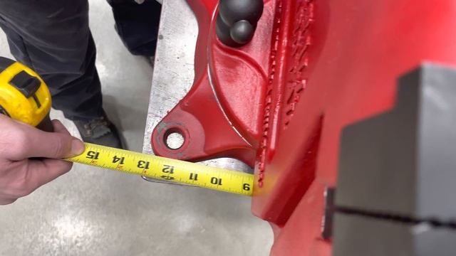 What Pattern is the Bolt Holes? - Fireball Hardtail Vise смотреть онлайн
