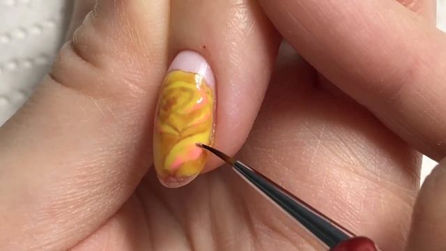 Тренд сезона «радужный френч» ? Роза на ногте ? смотреть онлайн