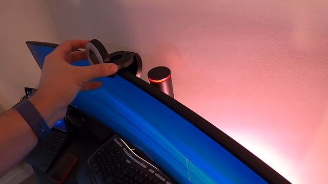 Razer KIYO webcam with built in lighting - unboxing, install and review смотреть онлайн