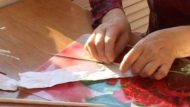 Домашняя мастерская. Плетение из бумажных трубочек смотреть онлайн