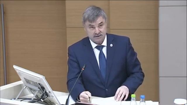 Мидхат Шагиахметов о комплексе мероприятий по устойчивому развитию экономики Республики Татарстан смотреть онлайн
