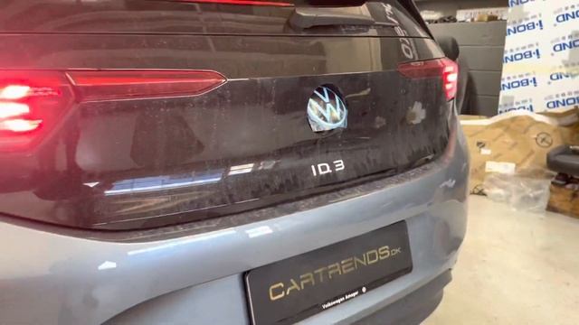 Volkswagen ID3 Retrofitted With Original Rearview Camera