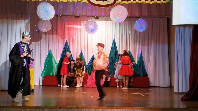 "Я и МЫ" - Новогодний спектакль - ДШИ г.Южноуральск 2018.12.26 смотреть онлайн