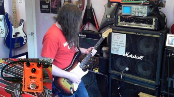 DOLAMO D-2 Fuzz Pedal demo