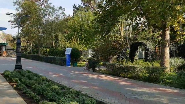 Крым. Территория санатория "Полтава-Крым". смотреть онлайн