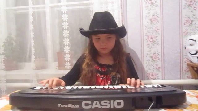 7 летняя девочка играет на синтизаторе смотреть онлайн