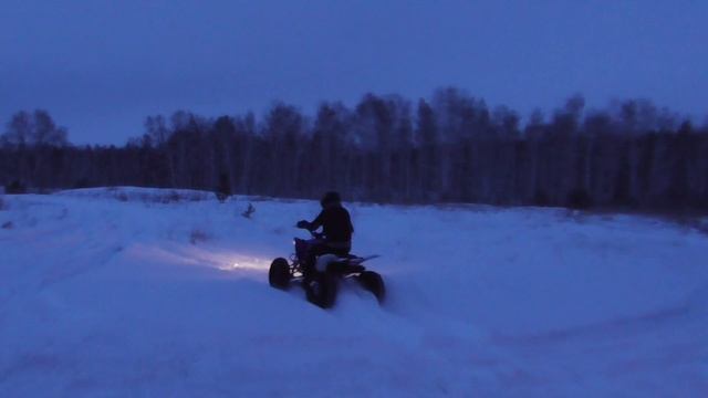 Квадроцикл Pantera 200S CVT в снегу смотреть онлайн