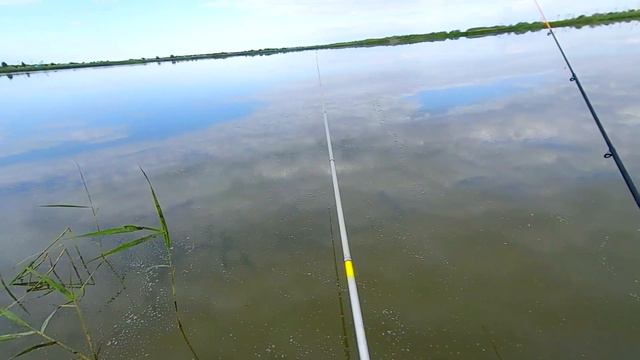 КАК ТО НА РЫБАЛКЕ в деревне... ONCE on A fishing trip in the village. смотреть онлайн