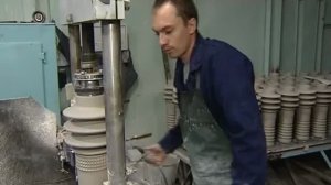 ОАО ЮАИЗ - изготовление изоляторов.mp4