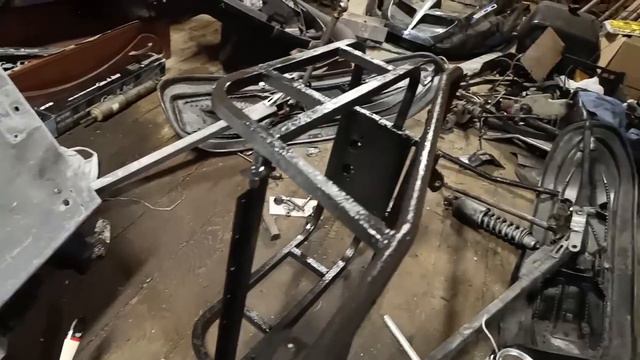 Покраска багажника на Polaris Widetrak LX500 смотреть онлайн