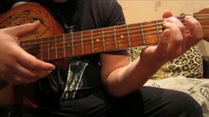 вот идет караван(как играть на гитаре аккорды)