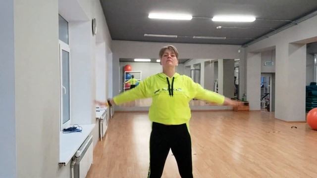 Легкая разминка на 4,5 минутки с утра смотреть онлайн