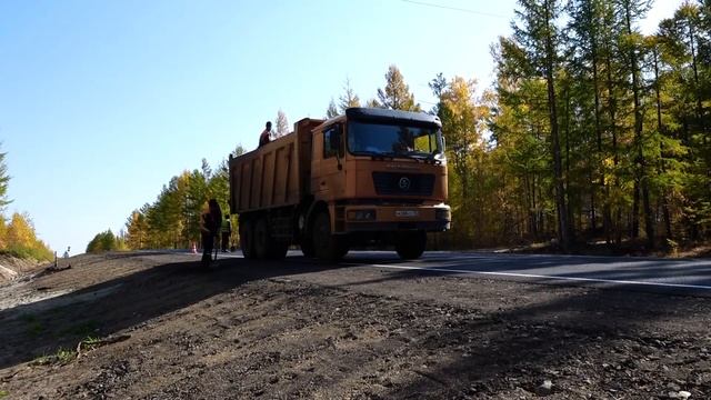 Шесть километров дороги вдоль Арахлея отремонтировали по нацпроекту БКД. смотреть онлайн