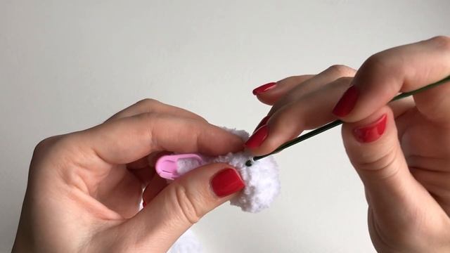 Как связать маленькое сердечко крючком