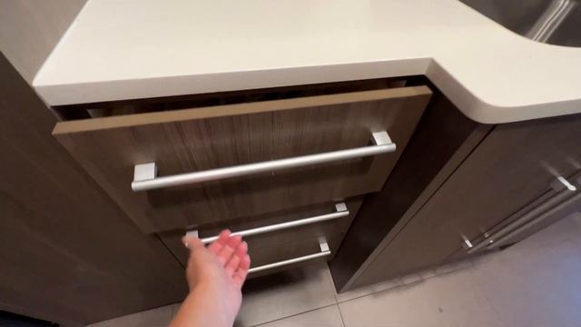 15 Reasons We Love Home2 Suites by Hilton: Room Tour, Property Tour, Hotel Review смотреть онлайн