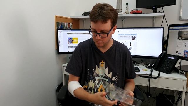 מה בקרטון: אוזניות בלוטות' Philips SHB 3060 смотреть онлайн