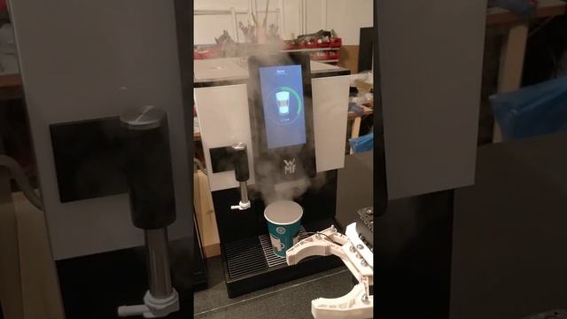 Кофе робот для TELE2 смотреть онлайн