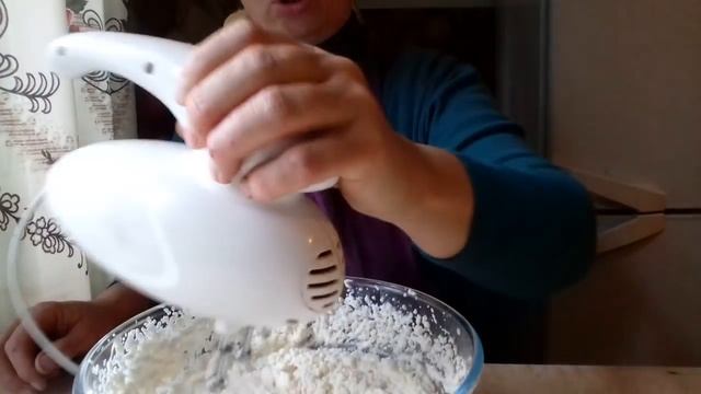 Як я роблю масло і творог з кислого козячого молока... смотреть онлайн