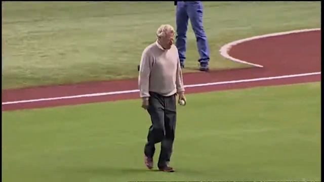TB Rays FirstPitch Jerry Springer EMAIL смотреть онлайн