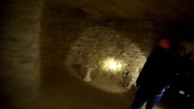 Экскурсия по Одесским Катакомбам | Подземные ТАЙНЫ ОДЕССЫ | Партизаны и бандиты любят мрак смотреть онлайн