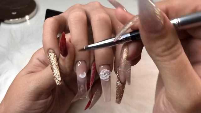 How to: GOLD Rose Chrome Nails смотреть онлайн