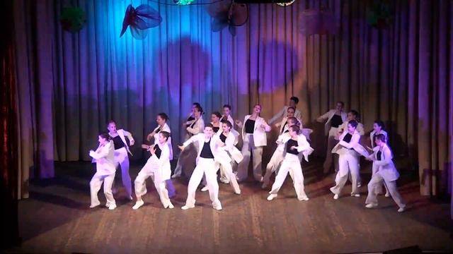 "Афро- Диор"- отчетный концерт народного ансамбля современного танца "Баттерфляй" смотреть онлайн