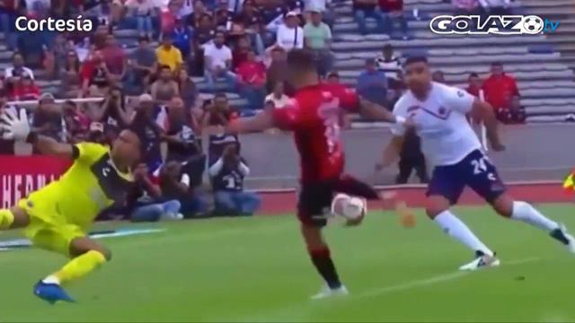 ¡Lo mejor de Michael Chirinos con el Lobos BUAP contra el CD Tiburones Rojos de Veracruz! - Liga MX смотреть онлайн