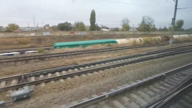 [РЖД] Станция Каменская. Вид из окна поезда. смотреть онлайн