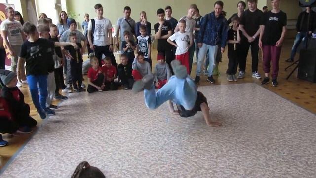 BREAK-DANCE####ТРИ БОГАТЫРЯ.КУРСК 2019 смотреть онлайн