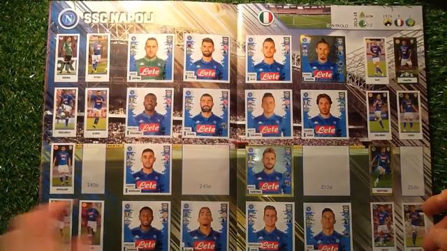 Panini FIFA 365 Stickers (2019) Golden World Of Football Update