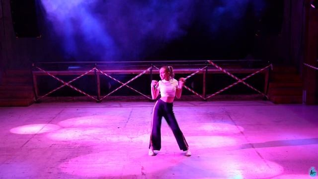 L (Сольный танец) - ARENA 01.02.20 смотреть онлайн