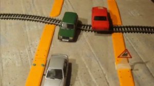 Железнодорожный переезд без шлагбаума.avi