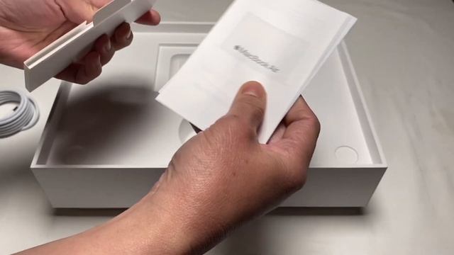 Macbook Air M1 2020 512 GB Unboxing смотреть онлайн