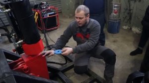 Демонстрация разрушения стальной трубы 273/10 мм тросовым разрушителем Puncher Crash 60