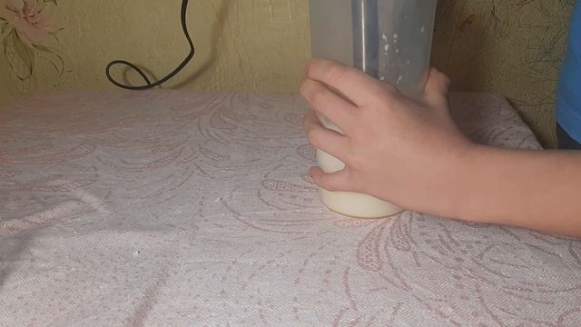 Молочный шоколадно-банановый коктейль смотреть онлайн