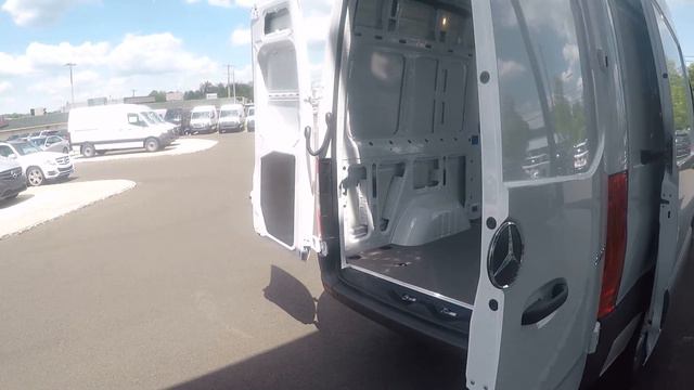 2019 Mercedes-Benz Sprinter 2500 Cargo Van, Stock number C26324 смотреть онлайн