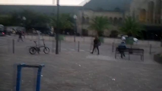 необычная станция метро в городе Metz, Франция смотреть онлайн
