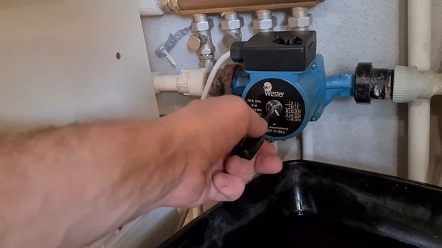 Насос для системы отопления. Как правильно включить насос на системе отопления. Сантехник т.507021 смотреть онлайн