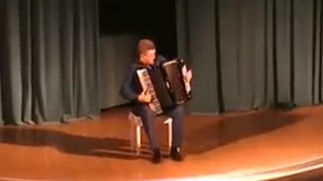 EVGENY KOCHETOV (accordion) plays music by Paganini смотреть онлайн