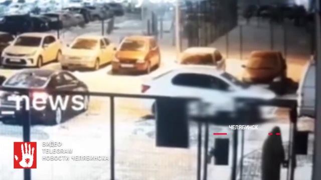 Сразу четыре автомобиля столкнулись на северо-западе Челябинска смотреть онлайн