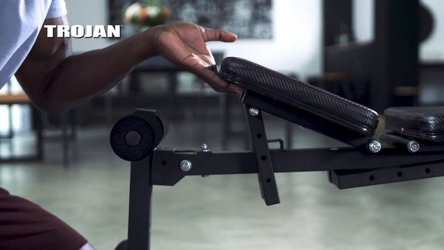 Video presentation demonstrates the many uses of the Trojan 4-in-1 bench смотреть онлайн