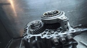 Хундай Саната. Ремонт коробки передач . Советую посмотреть .