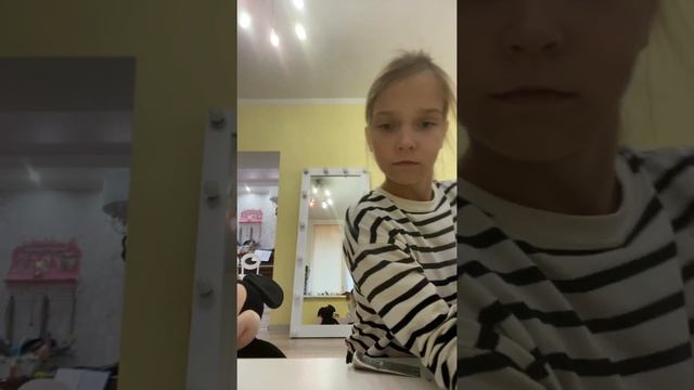 Где-то в школе смотреть онлайн