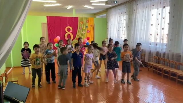 Танец-игра с ускорением. Занятие по музыке в подготовительной группе смотреть онлайн