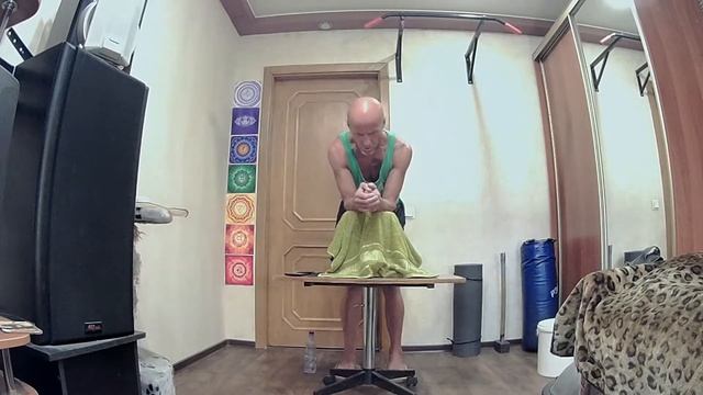 Тренируюсь стоять на досках садху 8 июля смотреть онлайн