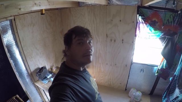 Living in a Portable SHED TINY HOUSE : Preparing for WINTER смотреть онлайн