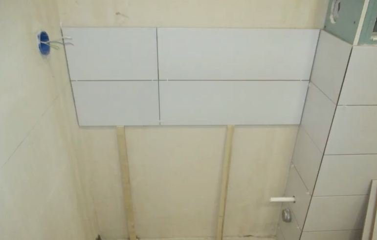 Укладка кафельной плитки и керамогранита в ванной. Ремонт ванной комнаты под ключ, видео 4 смотреть онлайн