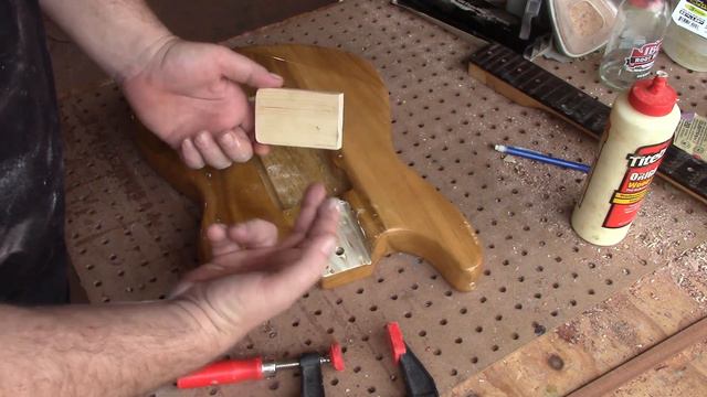 Turning PURE GARBAGE Into Gold! PAWN SHOP GUITAR get's a NEW LIFE!! смотреть онлайн