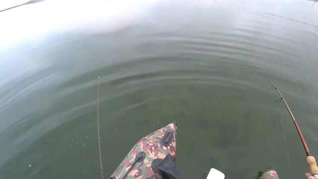 Закрываю спиннинговую рыбалку на озере с друзьями смотреть онлайн